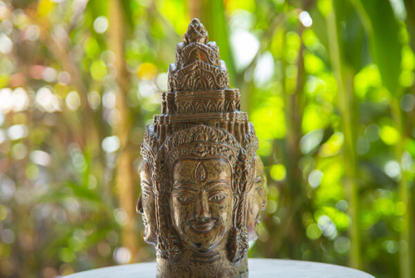 Statue 4face