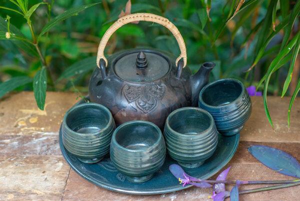 Suit Tea Pot